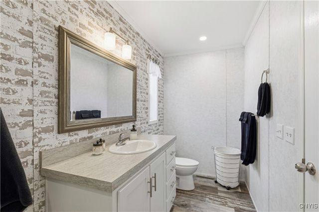 132 Oakleaf Drive, Brutus, NY 13166