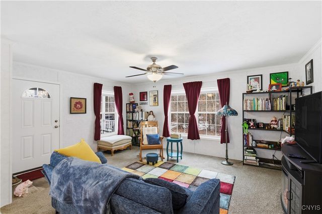 132 Oakleaf Drive, Brutus, NY 13166