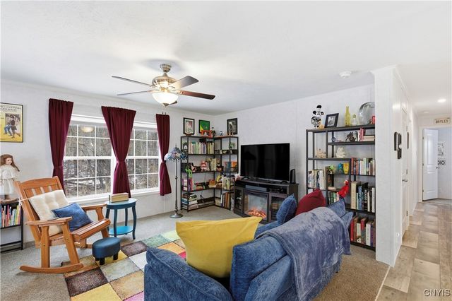 132 Oakleaf Drive, Brutus, NY 13166