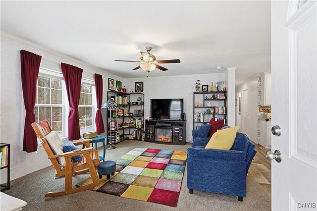 132 Oakleaf Drive, Brutus, NY 13166