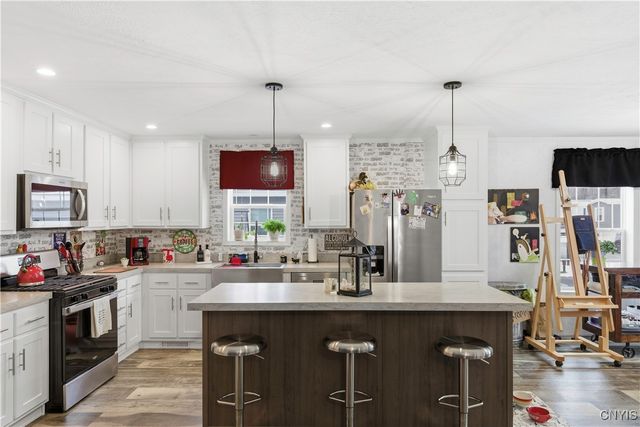 132 Oakleaf Drive, Brutus, NY 13166