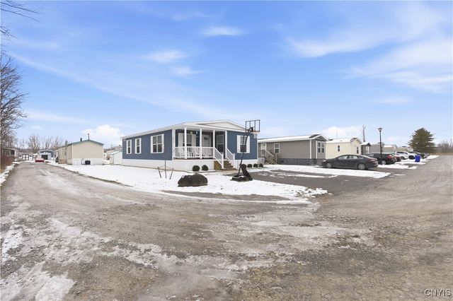 132 Oakleaf Drive, Brutus, NY 13166