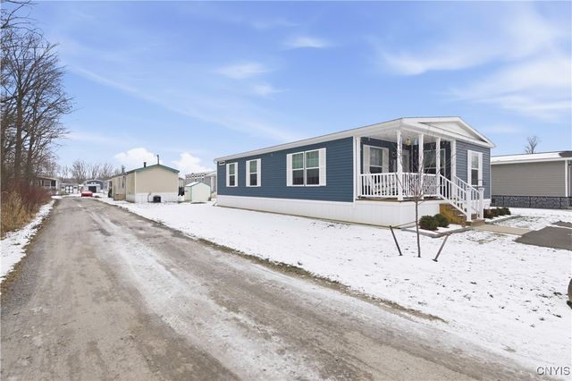 132 Oakleaf Drive, Brutus, NY 13166