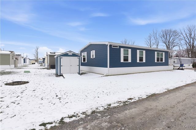 132 Oakleaf Drive, Brutus, NY 13166