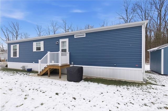 132 Oakleaf Drive, Brutus, NY 13166