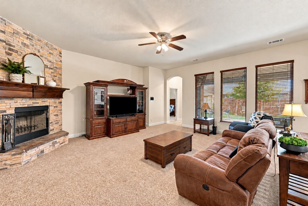 438 Salt Cedar Drive, Midlothian, TX 76065 — photo 4