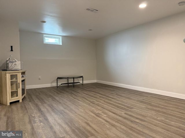2362 MAPLE AVE, Croydon, PA 19021