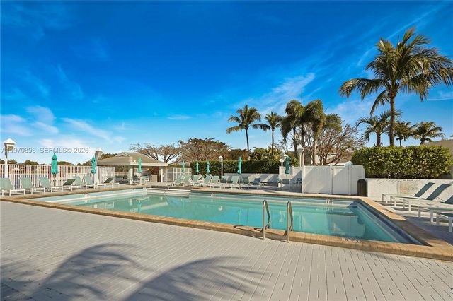 14509 SW 138th Ct, Miami, FL 33186