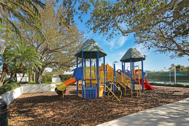 14509 SW 138th Ct, Miami, FL 33186