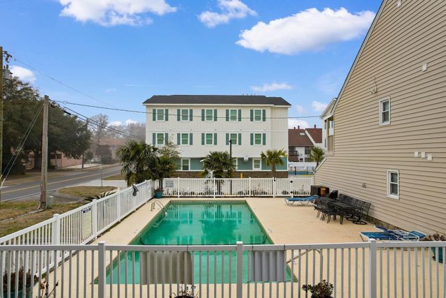 2010 Sand Dunes Dr Apt 204, Myrtle Beach, SC 29577