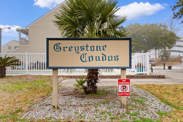 2010 Sand Dunes Dr Apt 204, Myrtle Beach, SC 29577