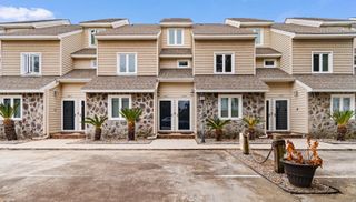 2010 Sand Dunes Dr Apt 204, Myrtle Beach, SC 29577