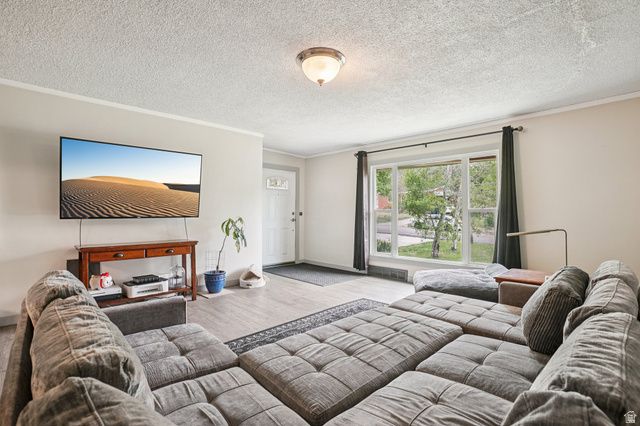 1612 RUSHTON ST, Ogden, UT 84401