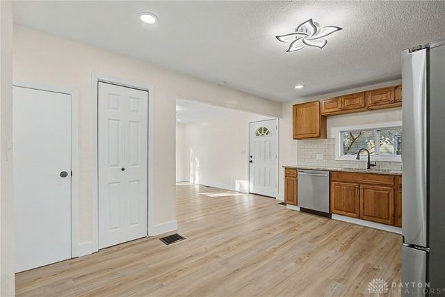 4004 Larkspur Drive, Dayton, OH 45406