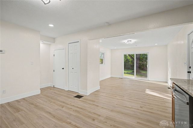 4004 Larkspur Drive, Dayton, OH 45406