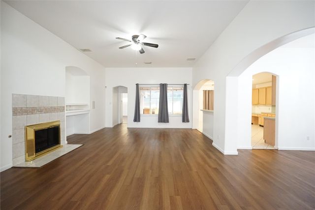 8506 Willancy Lane, Houston, TX 77095