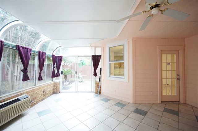 8506 Willancy Lane, Houston, TX 77095