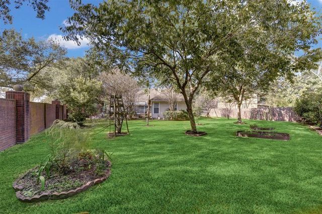 8506 Willancy Lane, Houston, TX 77095