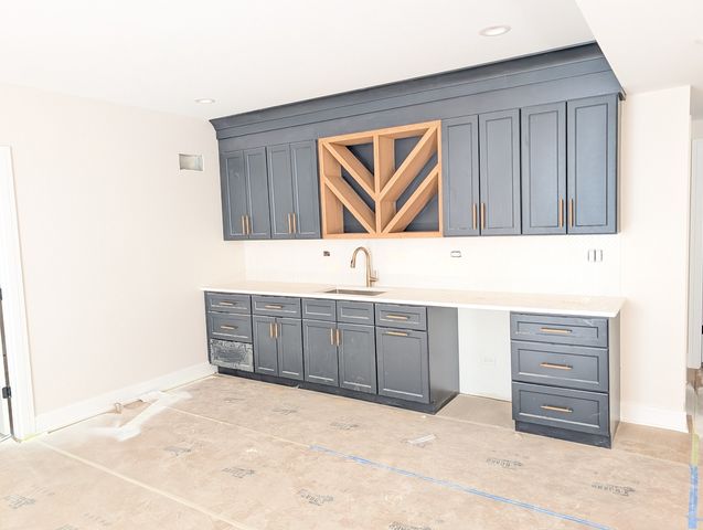 120 N Walnut Street, Elmhurst, IL 60126