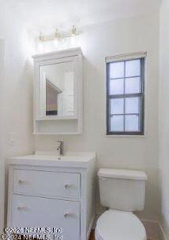 365 9TH Street, Atlantic Beach, FL 32233