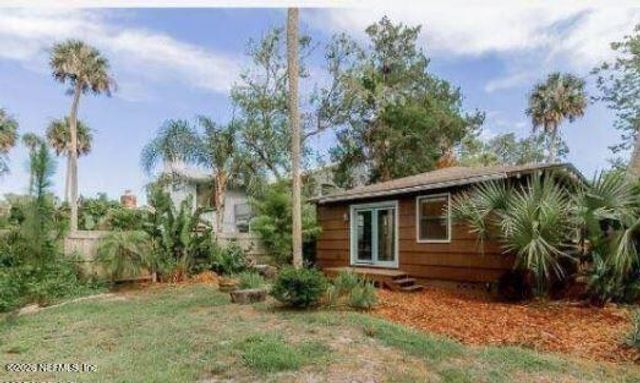 365 9TH Street, Atlantic Beach, FL 32233