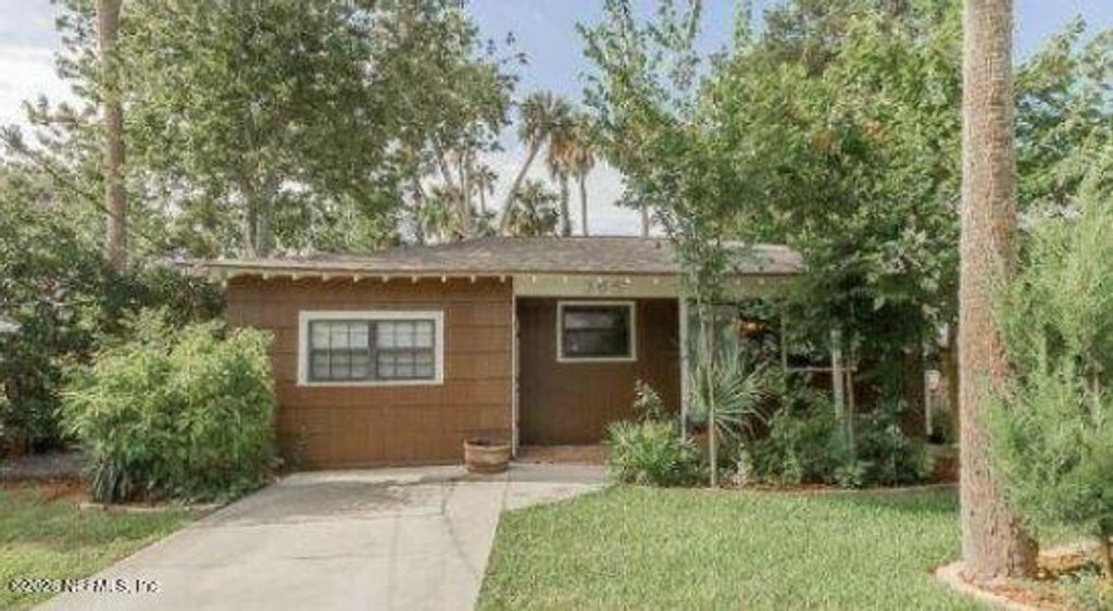 365 9TH Street, Atlantic Beach, FL 32233