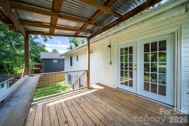 201 Fayetteville Street, Asheville, NC 28806