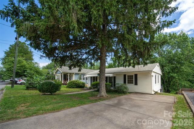 201 Fayetteville Street, Asheville, NC 28806