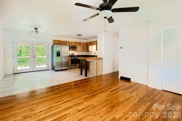 201 Fayetteville Street, Asheville, NC 28806