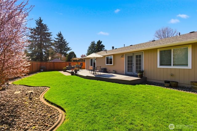 6 Dove Street, Longview, WA 98632