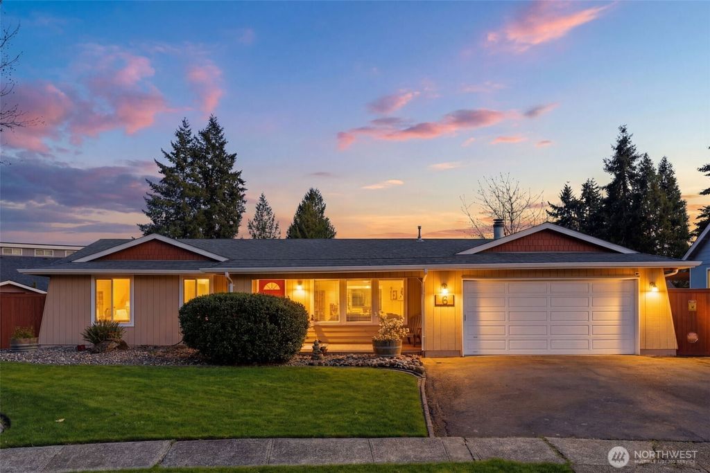 6 Dove Street, Longview, WA 98632