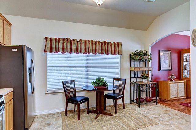 9227 Hidden Lake E, Magnolia, TX 77354