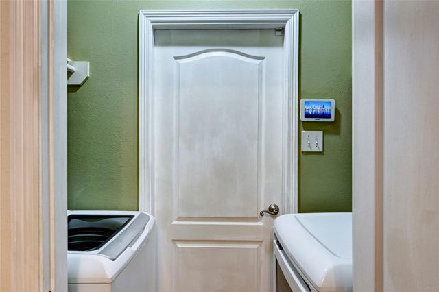 9227 Hidden Lake E, Magnolia, TX 77354