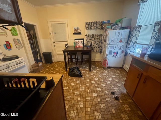 9 Broadway, Cohoes, NY 12047