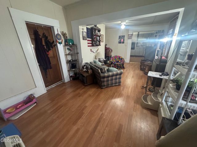 9 Broadway, Cohoes, NY 12047