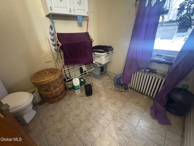 9 Broadway, Cohoes, NY 12047