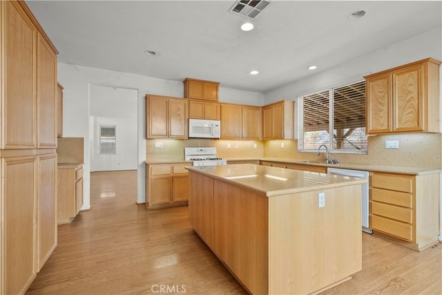 43341 Elizabeth, Lancaster, CA 93535