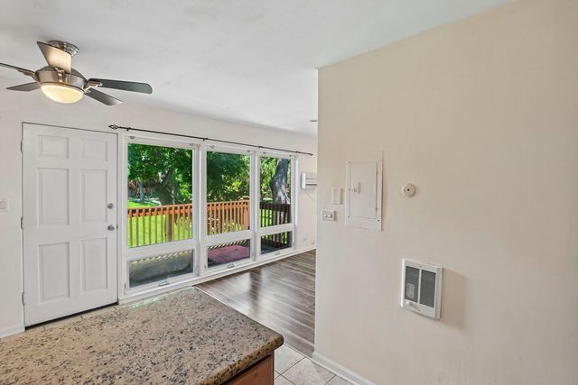 2220 Arbor Circle 25, Downers Grove, IL 60515