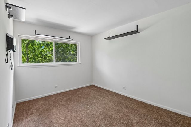 2220 Arbor Circle 25, Downers Grove, IL 60515