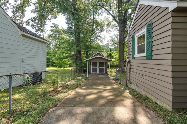 576 S GRAHAM ST, Memphis, TN 38111