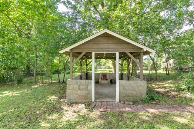 576 S GRAHAM ST, Memphis, TN 38111