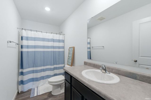 4809 Carson Court, Woodburn, IN 46797