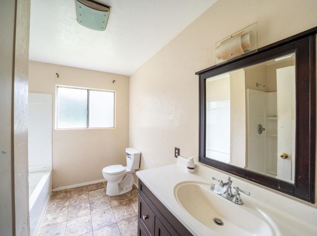 20045 Jesus Maria Rd, Mokelumne Hill, CA 95245