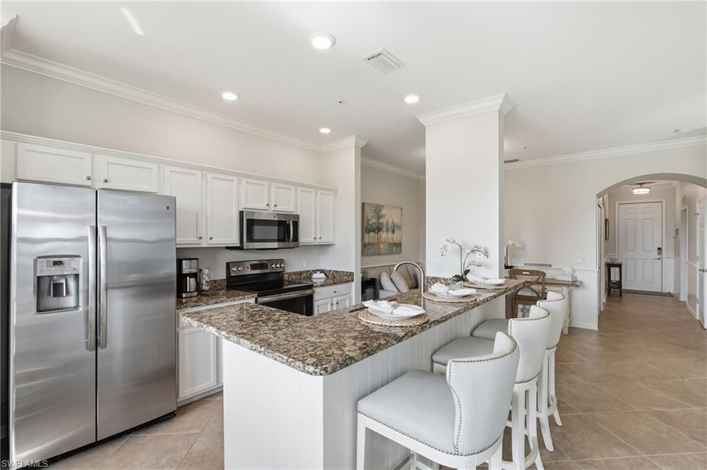 9834 Giaveno CIR 1742, NAPLES, FL 34113 — photo 4