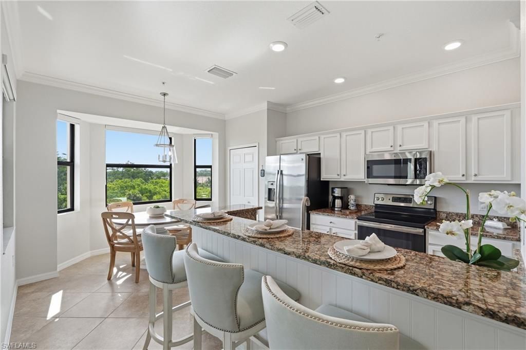 9834 Giaveno CIR 1742, NAPLES, FL 34113 — photo 5