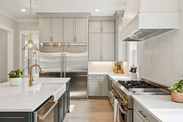 964 Pine Hollow Road, Mount Pleasant, SC 29464