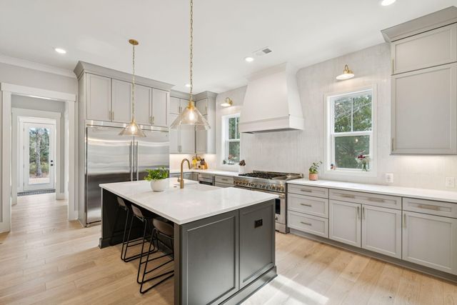 964 Pine Hollow Road, Mount Pleasant, SC 29464