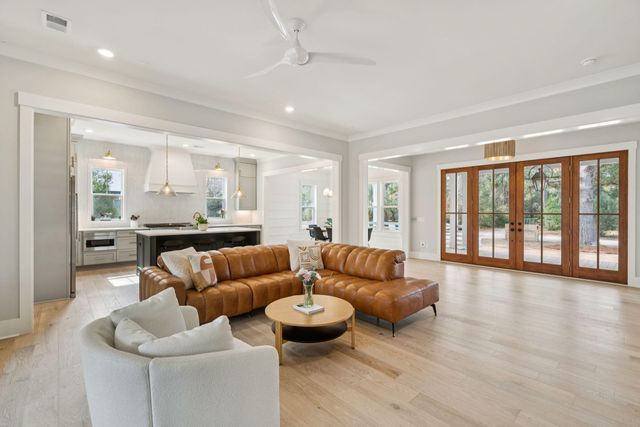 964 Pine Hollow Road, Mount Pleasant, SC 29464