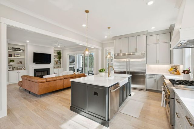 964 Pine Hollow Road, Mount Pleasant, SC 29464