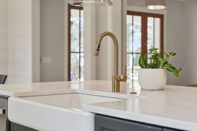 964 Pine Hollow Road, Mount Pleasant, SC 29464